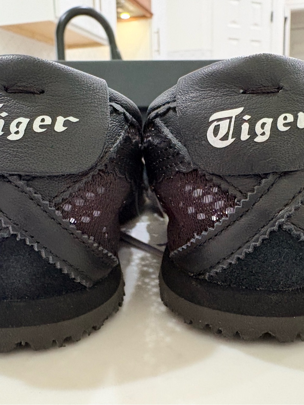 Onitsuka Tiger Mexico 66 Jacquard Ballet Flats - Picture 5 of 11